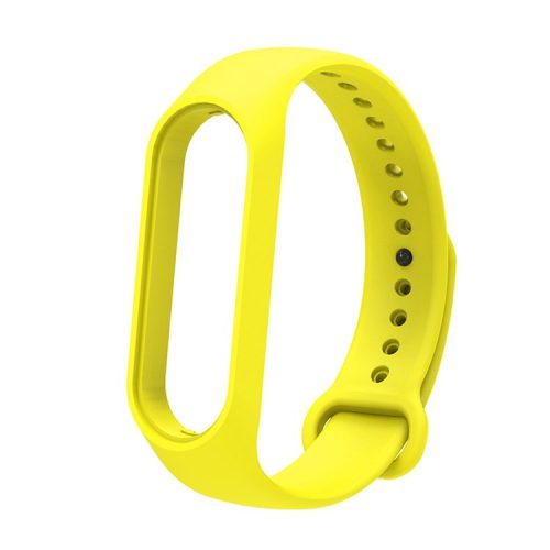 Soft TPU Watch Band for Xiaomi Mi Band 7, Adjustable Wrist Strap Bracelet Replacement - Yellow