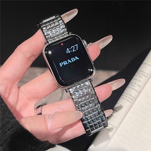 For Apple Watch 10 46mm / Ultra 2 / Ultra 49mm / 9 8 7 45mm / SE (2023) SE (2022) SE 6 5 4 44mm / 3 2 1 42mm Grid Design Stainless Steel Band - Silver