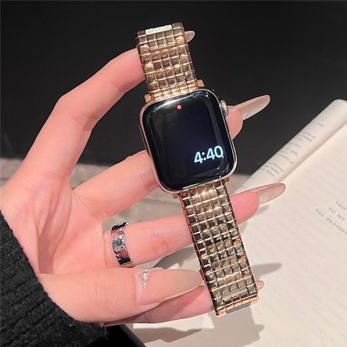 For Apple Watch 10 46mm / Ultra 2 / Ultra 49mm / 9 8 7 45mm / SE (2023) SE (2022) SE 6 5 4 44mm / 3 2 1 42mm Grid Design Stainless Steel Band - Rose Gold