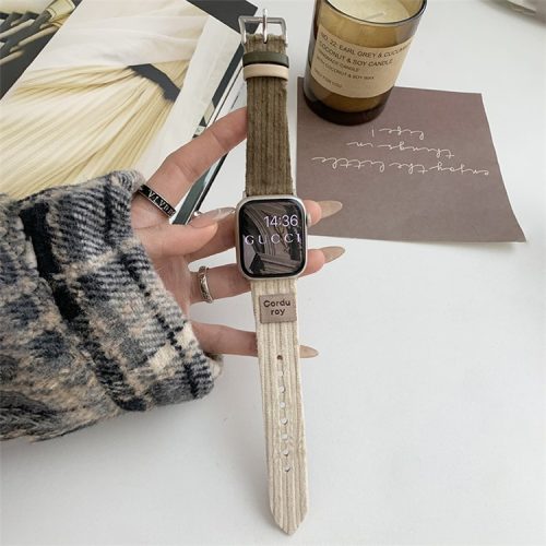 For Apple Watch 10 46mm / Ultra 2 / Ultra 49mm / 9 8 7 45mm / SE (2023) SE (2022) SE 6 5 4 44mm / 3 2 1 42mm Corduroy Watch Band - Apricot+Dark Green